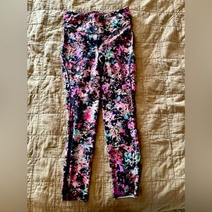 Lululemon Base Pace 25”